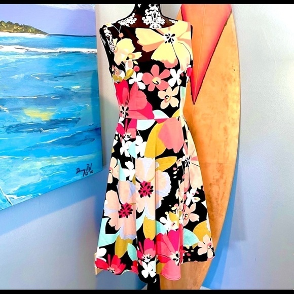 David Meister Dresses & Skirts - 🌺David Meister, Amazing Flower Power Dress, Gorgeous Colors & Design, 8